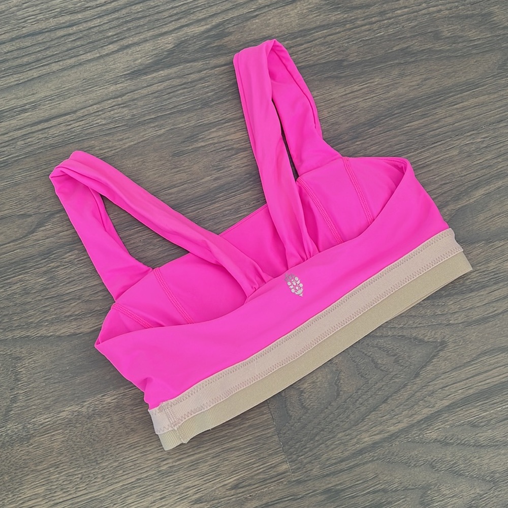 SOLD Free People Movement Neon Pink Wet sports bra - Picture 6 of 9